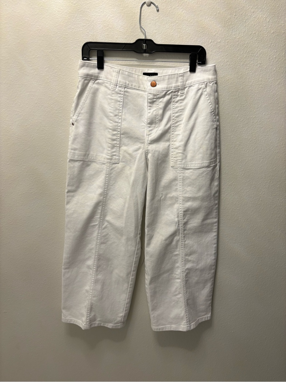 TALBOTS WIDE CROP JEANS - WHITE womans size  8